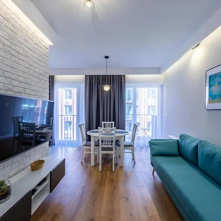 Wave - Blue Old Town Apartment *